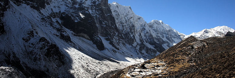 Tashi Laptsa Pass Trek